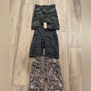 Lot of 5 Women’s Old Navy Athletic Shorts - size medium - 3 compression, 2 run